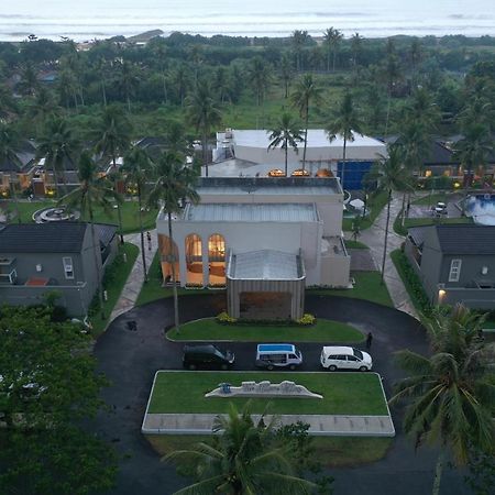 The Allure Villas Managed By Sahid Pangandaran Bagian luar foto