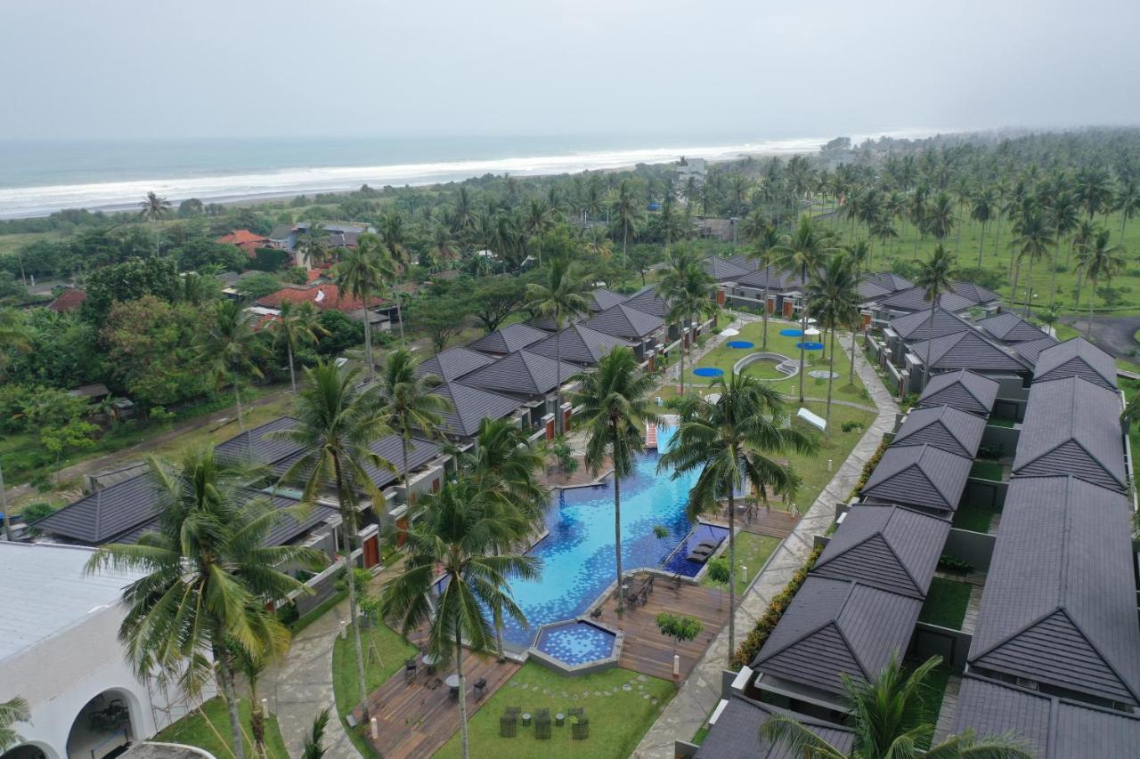 The Allure Villas Managed By Sahid Pangandaran Bagian luar foto